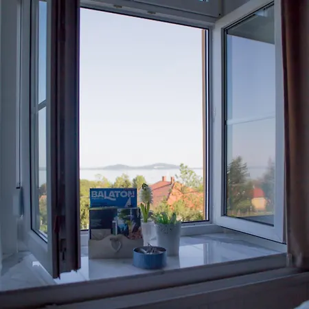 Apartamento Georgina Panorámás - Bacchus Badacsony Badacsonytomaj