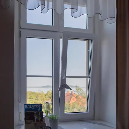 Apartamento Georgina Panorámás - Bacchus Badacsony *